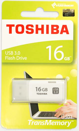 TOSHIBA 16GB THN-U301W0160A4のパッケージ